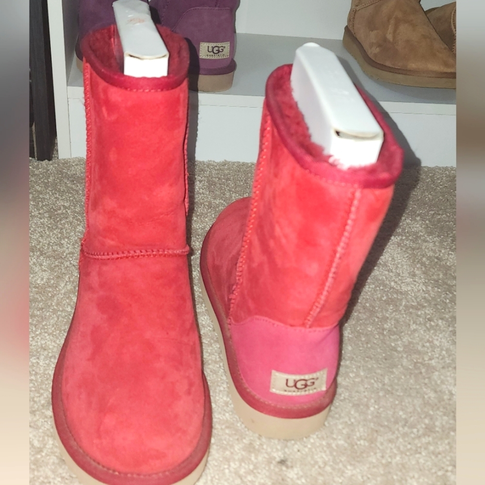 UGG Australia Women's Clasic Short Burgundy Wine 8 M US